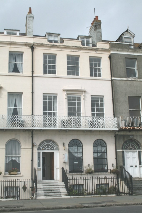 Guest House For Sale Weymouth 01 H189