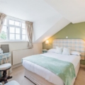 H271 Double Bedroom e