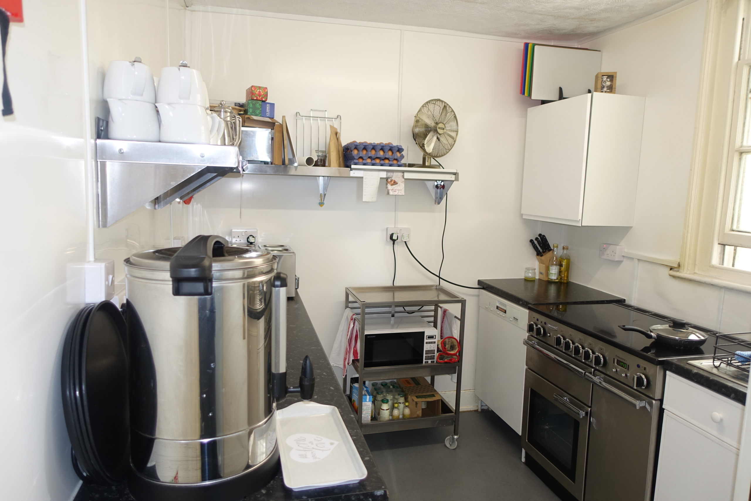 H242 Breakfast Kitchen 2